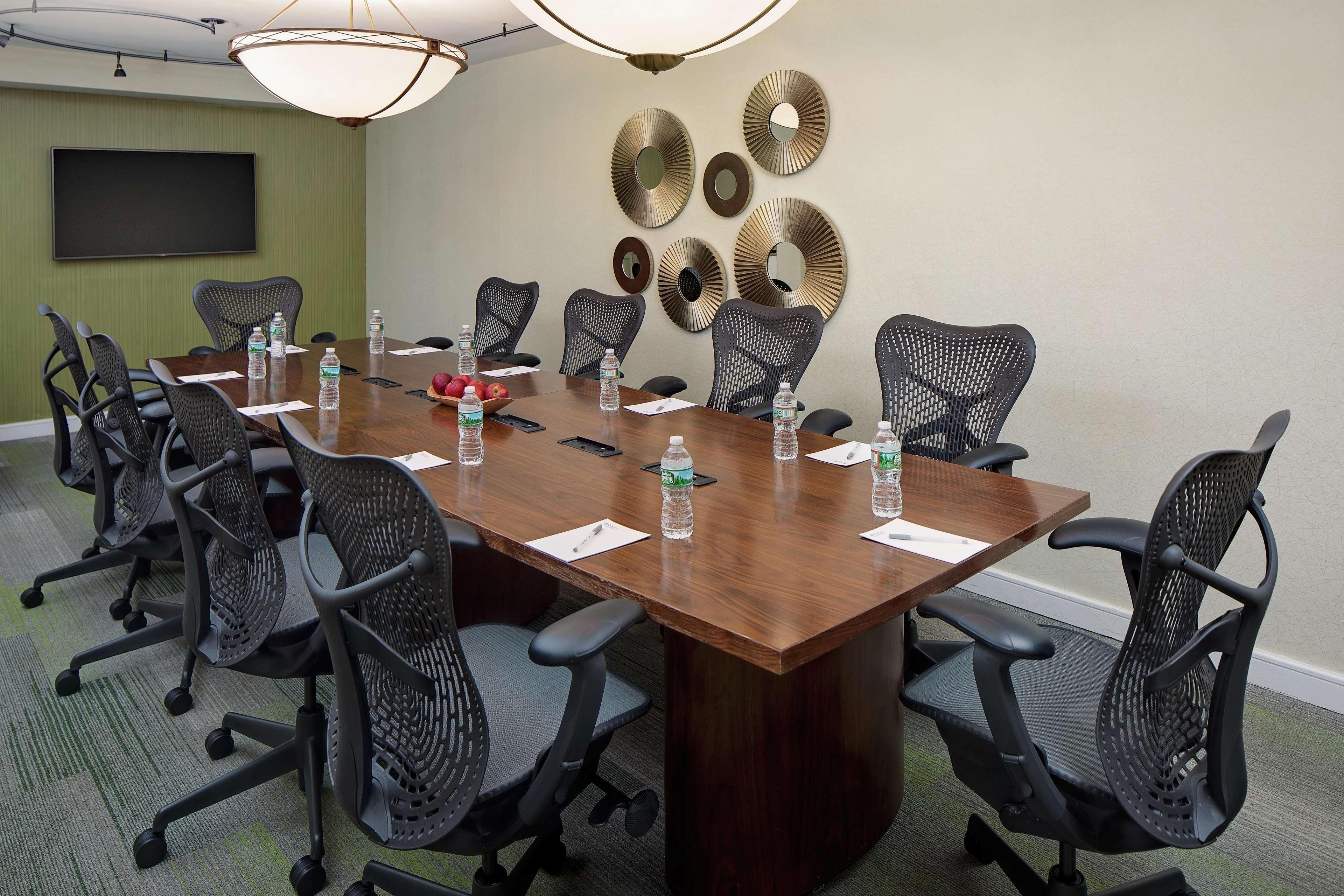 Hilton Garden Inn Boston-Μπέρλιγκτον Εξωτερικό φωτογραφία