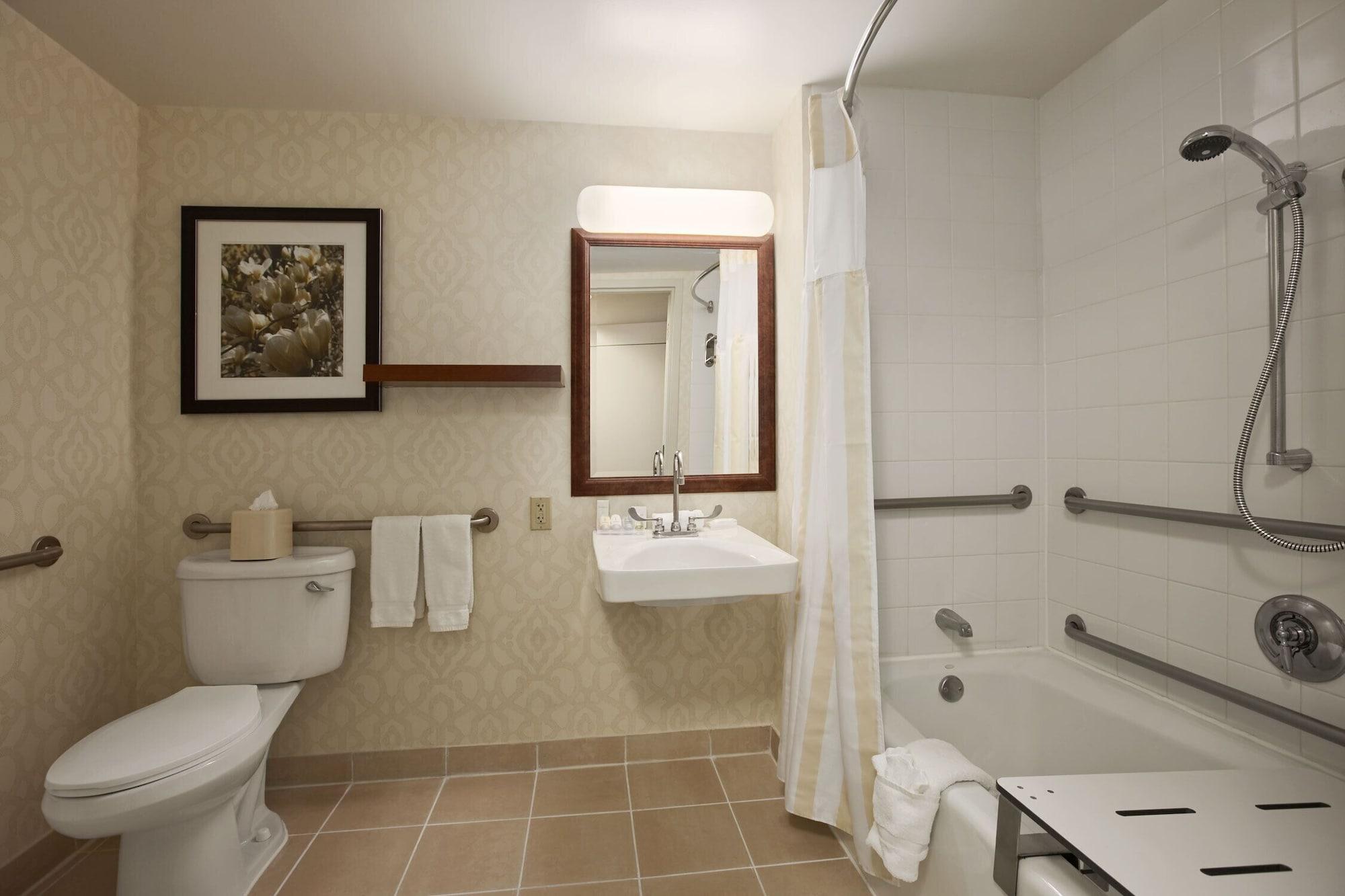 Hilton Garden Inn Boston-Μπέρλιγκτον Εξωτερικό φωτογραφία