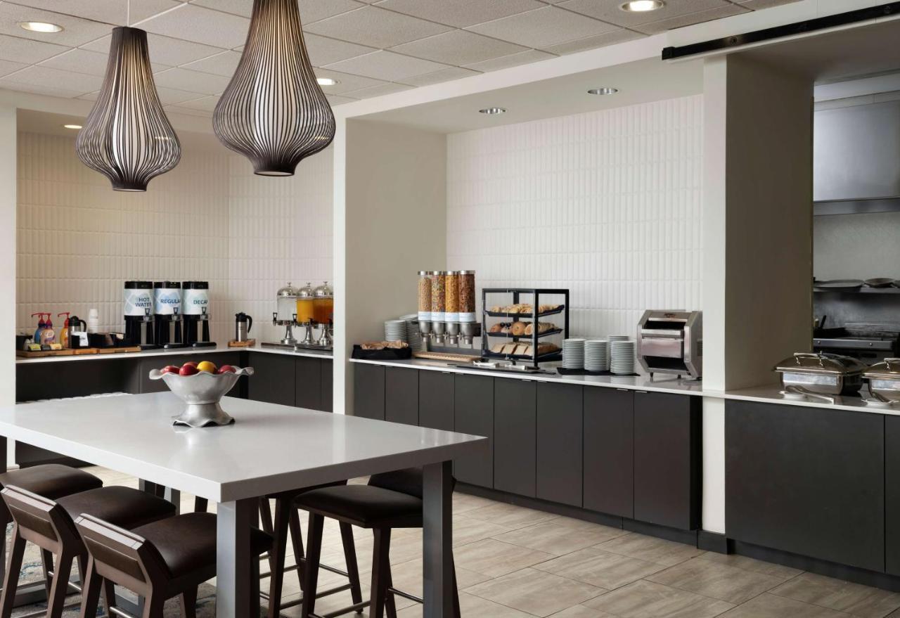 Hilton Garden Inn Boston-Μπέρλιγκτον Εξωτερικό φωτογραφία